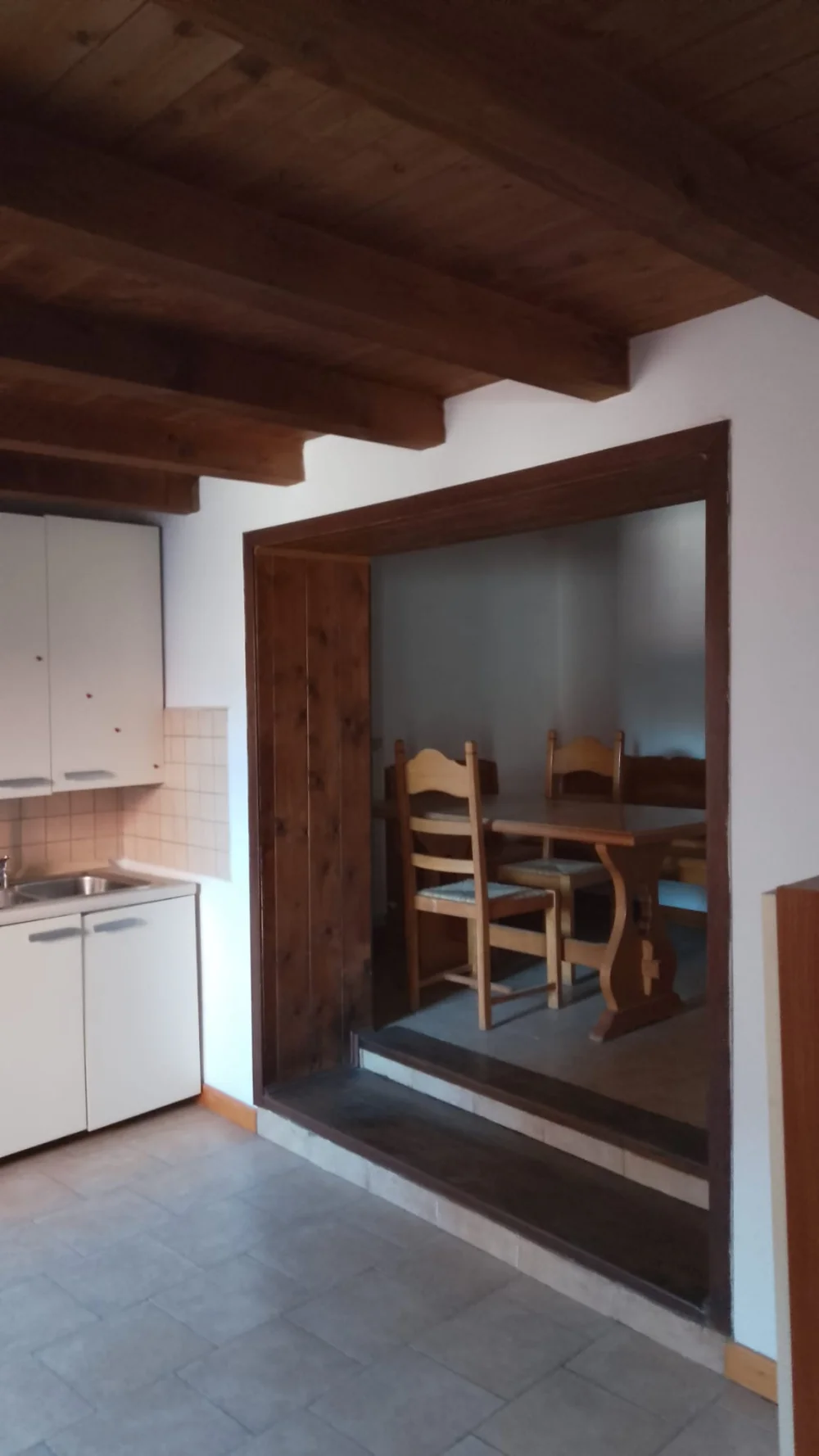 Foto 3 di Vicobarone: Ampio Appartamento su due livelli, Ristrutturato a Vicobarone